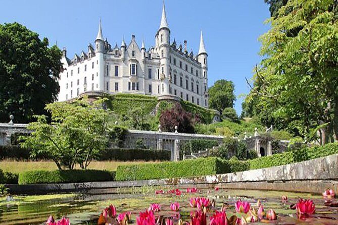 Legendary Dunrobin Castle Tour - Dunrobin Castle and Gardens: The Day’s Main Event (Plus Falconry)
