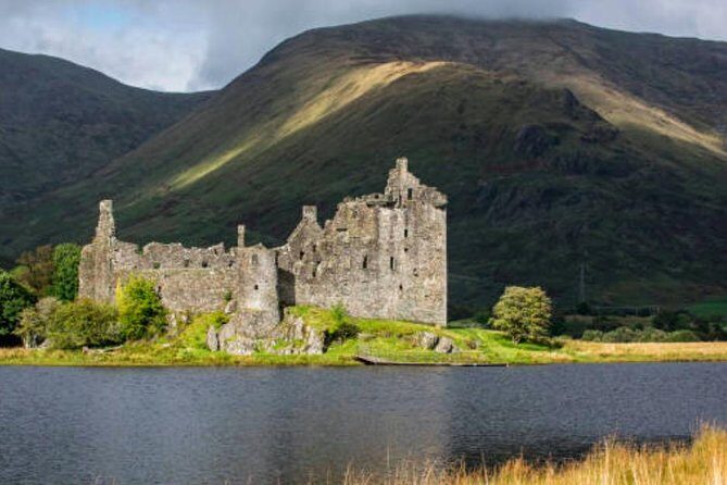 Loch Lomond, Loch Awe, Oban and Inveraray Day Trip from Glasgow - Glasgow to Loch Lomond and Luss: start with calm water and a TV-famous village