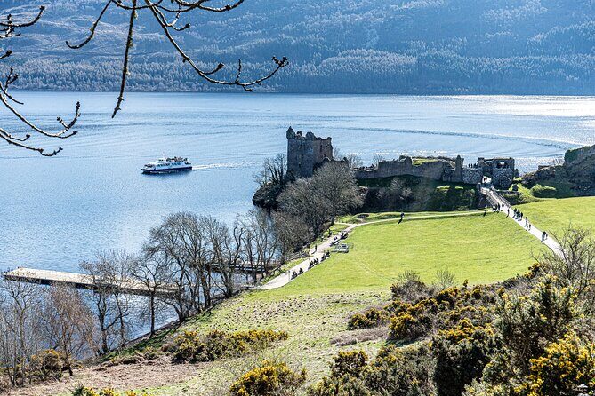 Loch Ness Private Day Tour up to 8 passengers - Key highlights if you want the Highlands in one shot