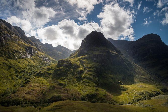 Loch Ness, Scottish Highlands, Glencoe and Pitlochry Tour - From Edinburgh’s Burns Monument to Highlands bus comfort