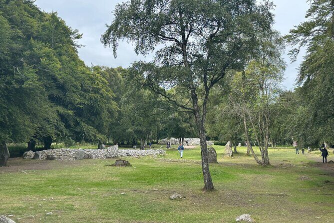 Loch Ness Tour: Day Trip to Loch Ness, Outlander Sites and More - Clava Cairns and the Outlander Cleft Stone connection