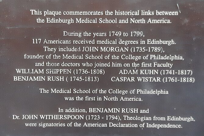 Medical and Surgical History of Edinburgh - Private Walking Tour - Stop 1 on the Royal Mile: where Edinburgh medicine takes shape