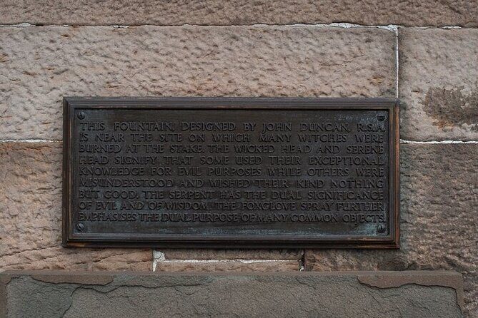 Multi-Sensory Witches Trials & Truth Tour in Edinburgh - Stop 1 on the Royal Mile: dark tales on cobbles and closes