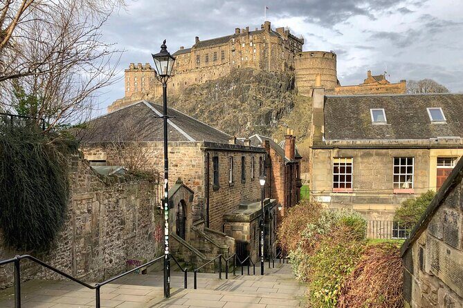 Old Edinburgh Private Walking Tour - Why This Private Old Town Walk Feels Different Than a Big Group