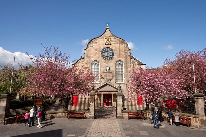 Old Town Historical and Underground Tour - Tron Kirk stop: an Old Town landmark with context