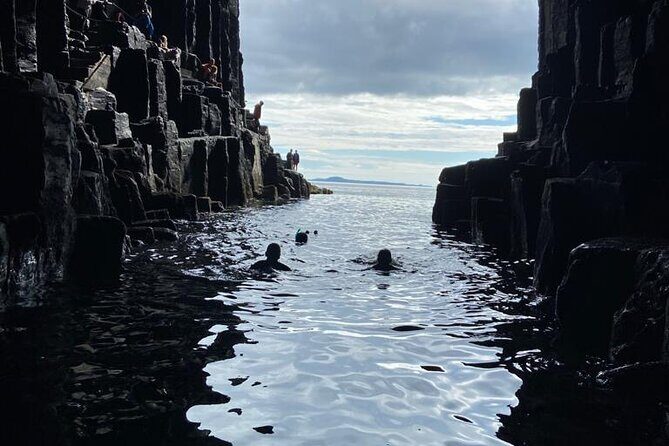 One Day Private Sailing from Oban Marina with Lunch - Safety Briefing, Sails Up, and the Sail to Your Lunch Destination
