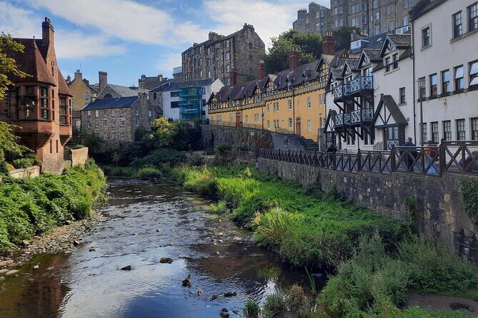 Private Edinburgh City 4-Hour Guided Tour in a black cab LEVC TX - Private 4-Hour Timing: How You Get More Than a Checklist