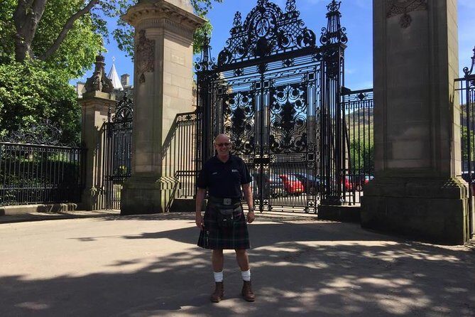 Private Edinburgh City Tour - Calton Hill: skyline views, Nelson memorial, and a big picture moment