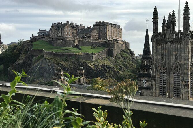 Private Edinburgh Full Day Guided Tour in a Black Cab LEVC TX - The value of an Edinburgh day in a Black Cab LEVC TX