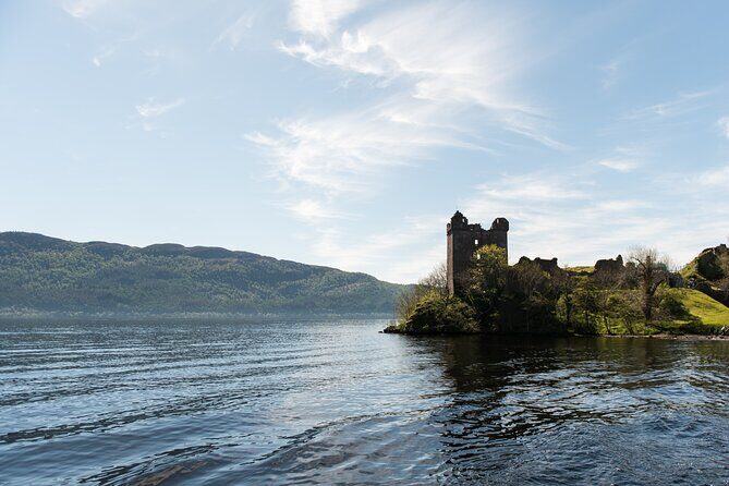 Private Full-Day Tour to the Scottish Highlands and Loch Ness - Glencoe Valley: short stops that make the views work