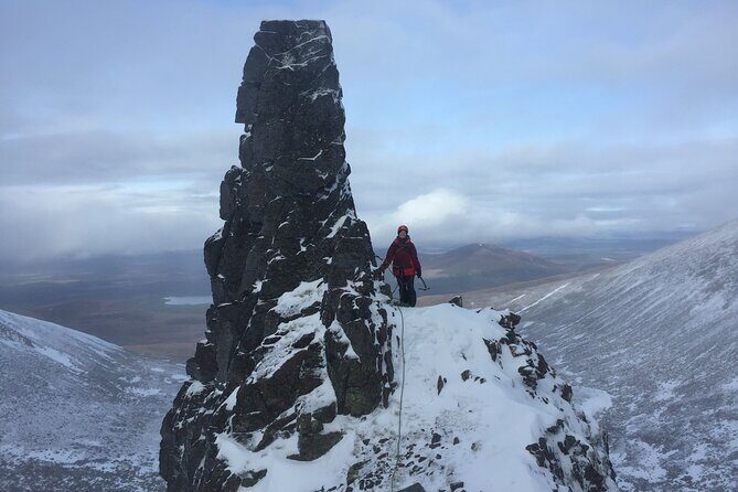 Private Guided Winter Mountaineering Experience in the Cairngorms - Equipment Included vs. What You Supply