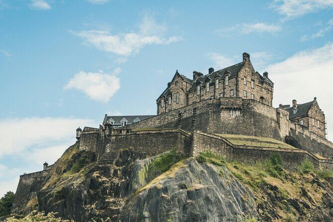 Private Half Day Tour of Edinburgh in a Black Cab - Waterloo Place Start: A Practical Launch Point