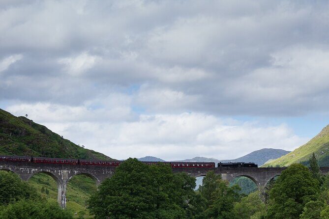 Private Harry Potter, Glenfinnan Viaduct, Highlands tour Glasgow - Perthshire pause for Highland Coos and a coffee break