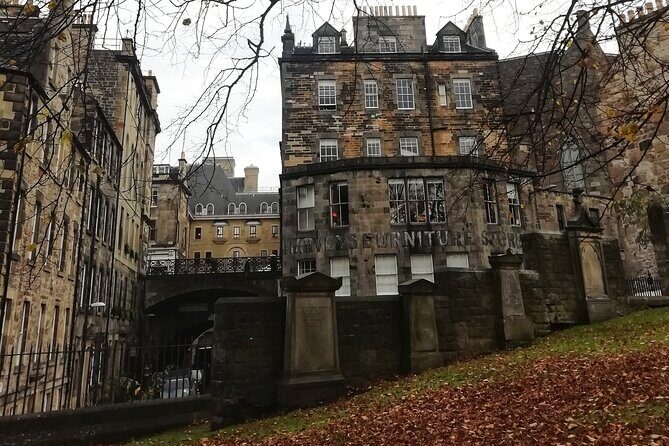 Private one hour Harry Potter walking tour - Up the Royal Mile: Lawnmarket, Castlehill, and the Diagon Alley feel
