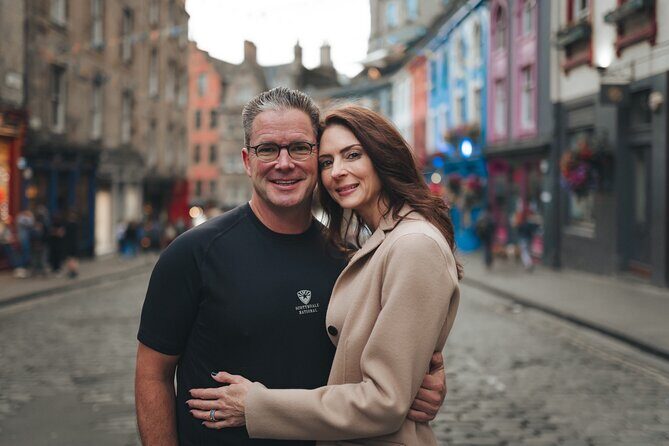 Private Photoshoot in Edinburgh with a Professional Photographer - Weather and crowds: The real-world factor in an outdoor shoot