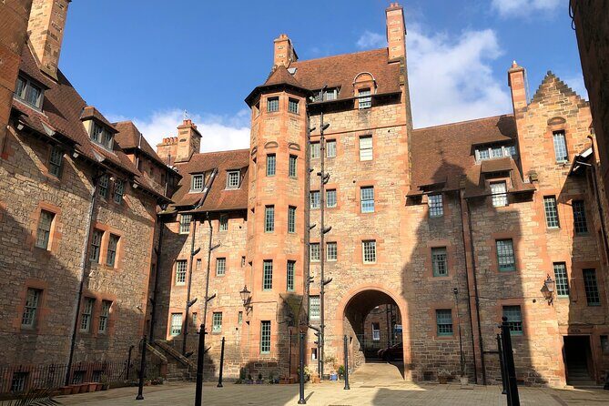 Private Royal Mile Walking Tour - Price and value for a private tour (up to 8 people)