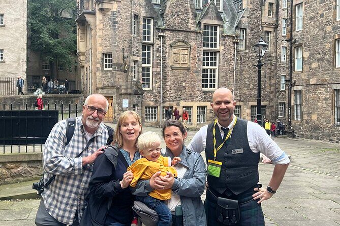 Private Royal Mile walking tour - Discover the history of our most famous street - Walking the Royal Mile Proper: Murders, Proclamations, and Civil Wars