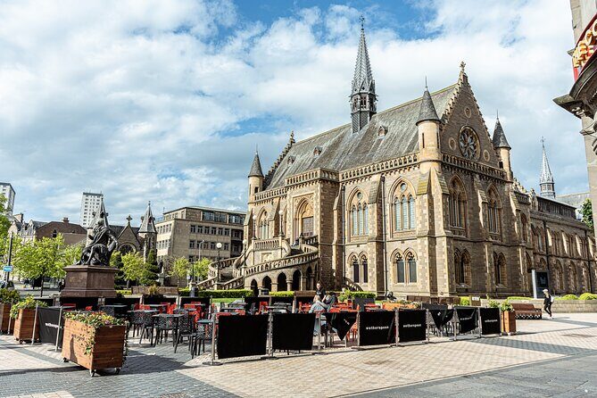 Private Tour - Edinburgh to St Andrews, Dunnottar Castle & Dundee - Dundee: a shorter city walk that broadens the day