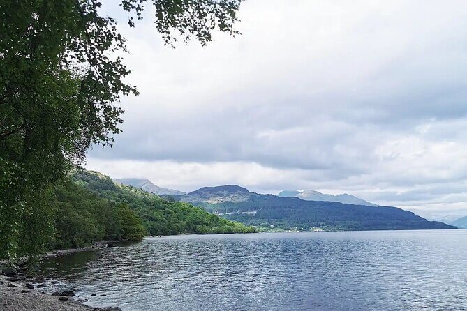 Private Tour to the Stunning Scottish Highlands & Glencoe - Loch Lomond and Luss: The Calm Start That Sets the Tone