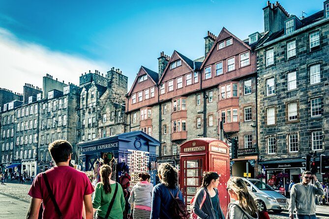Private Walking Tour: Edinburgh Highlights, including entry to Edinburgh Castle - Starting at The Hub: where the route turns from churchy to clever