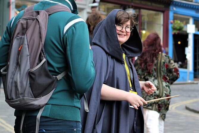Private Walking Tour: JK Rowling's Harry Potter in Edinburgh FR - Advocate’s Close: short stop, strong Harry Potter vibe