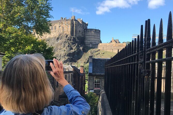 Privately Guided Day Tour of Edinburgh in Luxury Minivan - Holyrood Palace and Edinburgh Castle: two tickets, two very different moods