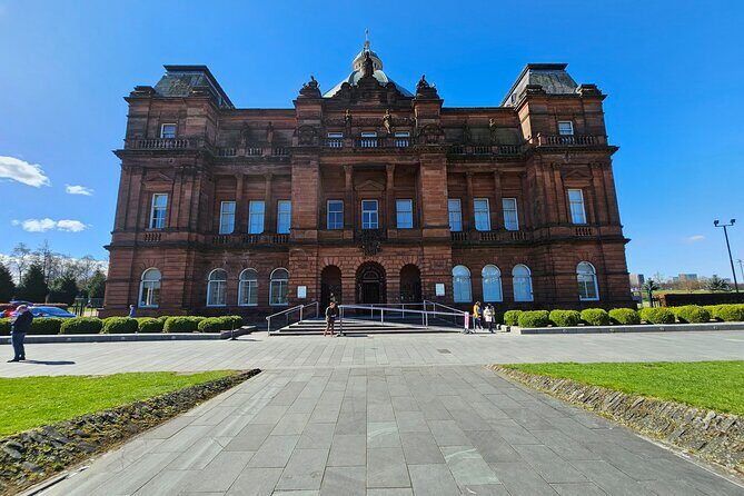 Privately Guided Day Tour of Glasgow in Luxury Minivan - Luxury minivan pickup: the convenience that actually matters