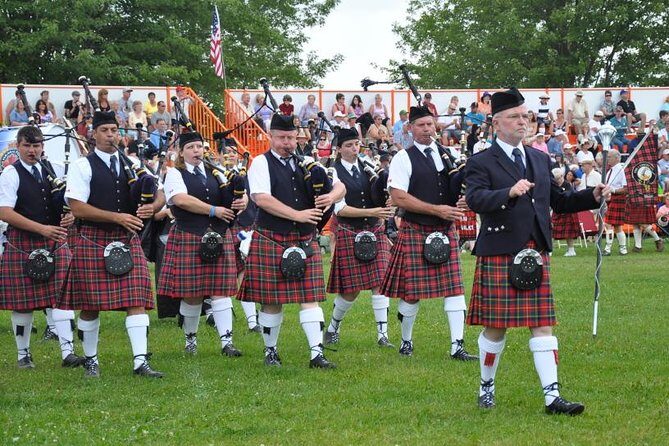 Round-Trip Transportation to the Braemar Highland Games from Edinburgh - A one-day coach run to Braemar’s Gathering from Edinburgh