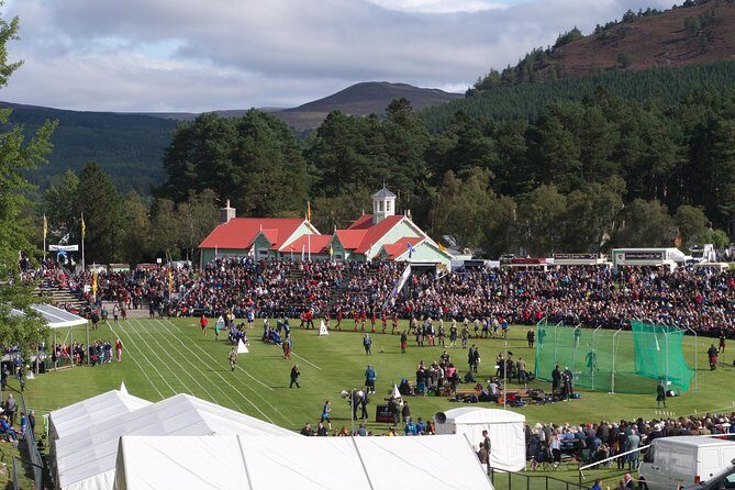 Round-Trip Transportation to the Braemar Highland Games from Edinburgh - Coach comfort and safety: what the ride quality gets right