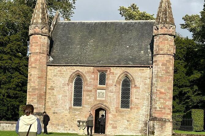 Scone Palace, Nature, Pitlochry, Whisky Experience from Edinburgh - Doune Castle and the castle-photo speed run