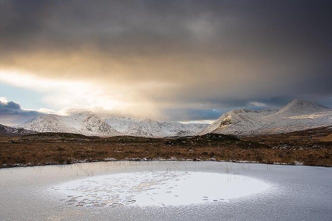 Scottish Highlands, Lochs & Castles from Edinburgh and Glasgow - Glencoe and the Three Sisters: Where the Stories Get Specific