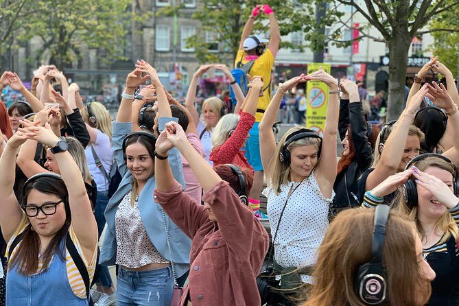 Silent Disco Adventure Tour - The Royal Mile dance pass: prime Edinburgh sightseeing in motion