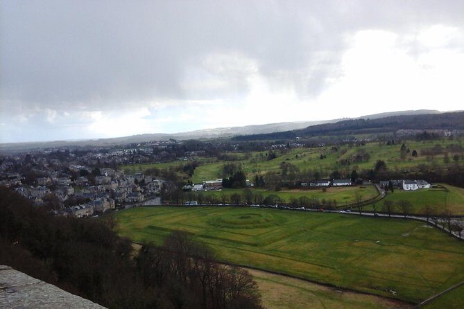 Stirling Castle, Trossachs, Loch Lomond and Whisky Tour - Lunch at The Drovers Inn: Historic Comfort, Extra Cost