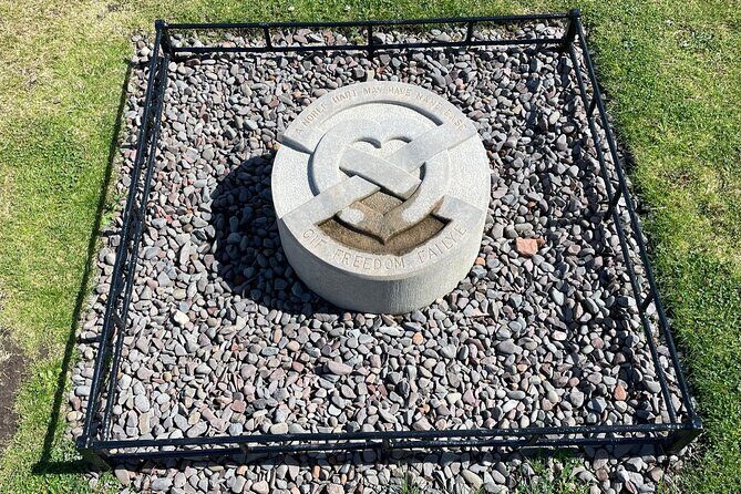 Stone & Story: Rosslyn Chapel & Melrose Abbey Private Day Trip - Melrose Abbey: medieval atmosphere and the weight of the Bruce story