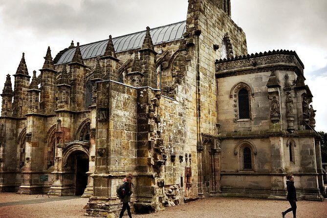 Stone & Story: Rosslyn Chapel & Melrose Abbey Private Day Trip - Abbotsford House (Walter Scott’s place): why it can steal the day