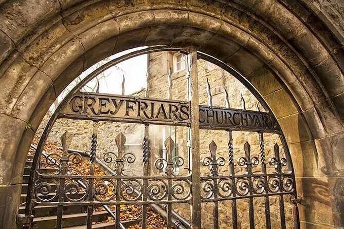 Tales from the Crypts: Ghouls, Graves and Ghostly Tales - The guides: why the performance matters here