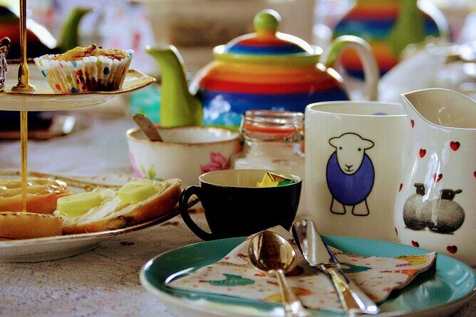 Tea with Naughty Sheep - The sheep part: feeding, cuddling, and learning their personalities