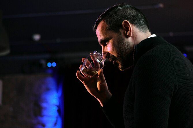 The Mountebank Comedy Whisky Tasting - A 3:15 pm whisky break that kickstarts your Edinburgh night