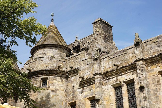 Tour of St Andrews and Historic Fife Small Group Tour - St Andrews Old Course Area: 2 Hours That You Should Plan