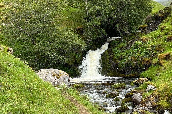 ULLAPOOL PORT Cruise Ship Tour, Ardvreck Castle, Rocks & More - Who This Tour Suits Best
