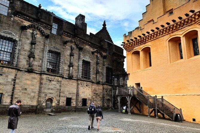 Wallace monument, Stirling Castle, Linlithgow Palace Private Tour - Key Points Worth Noting