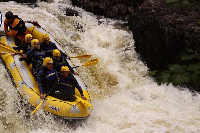 White Water Rafting and River Bugs on the River Tummel - Entering the Technical Rapids: Zig-Zag and Sharks Tooth